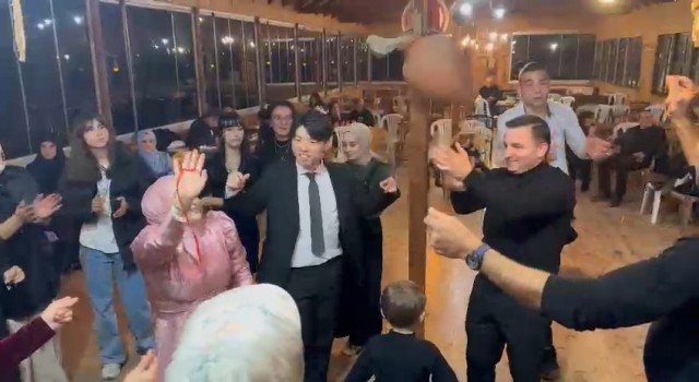 Sevdiği kızla evlenmek için 7 bin 238 kilometreden Rizeye geldi
