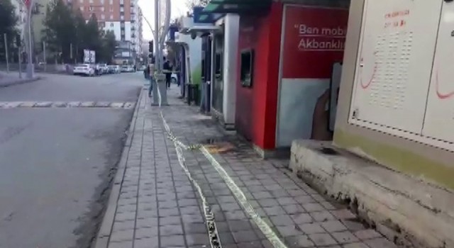 Siirtte 5 banka ATMsi kundaklandı