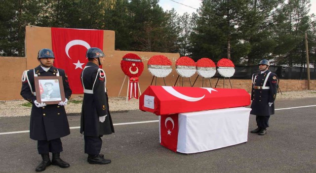 Siirtte defnedilen askerin naaşı 56 yıl sonra memleketi Boluya uğurlandı