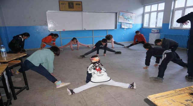 Şırnaklı öğrencilerden muaythai sporuna yoğun ilgi