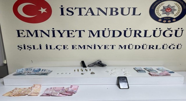 Şişlide durdurulan şüpheli taksiden uyuşturucu çıktı