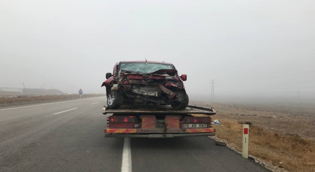 Sisten dolayı ticari araç yakıt tankerine arkadan çarptı: 6 yaralı