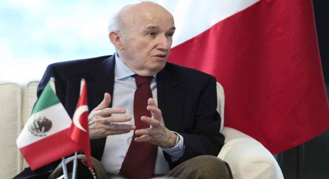 Sultan Abdulhamidin torunuyla evli olan Meksika Büyükelçisi eşiyle Ankaradaki günlerini anlattı