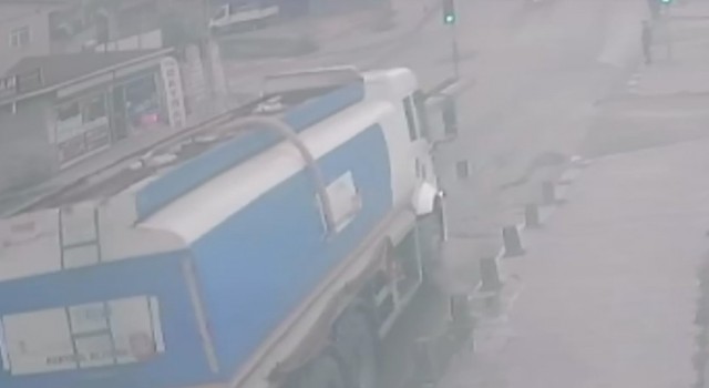 Sultanbeylide İSKİ tankerinin hatalı dönüşü, motosikletliyi hayattan kopardı
