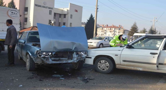 Tavşanlıda trafik kazası, 1 yaralı
