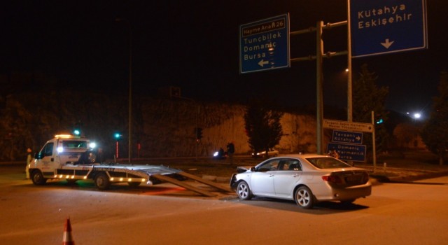 Tavşanlıda trafik kazası: 3 yaralı
