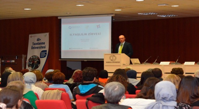 Tazelenme Üniversitesi 2. Yaşlılık Zirvesinde bir araya geldi