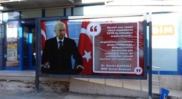 Tefenni Belediyesinden BİM CEOsuna bilboardlı tepki