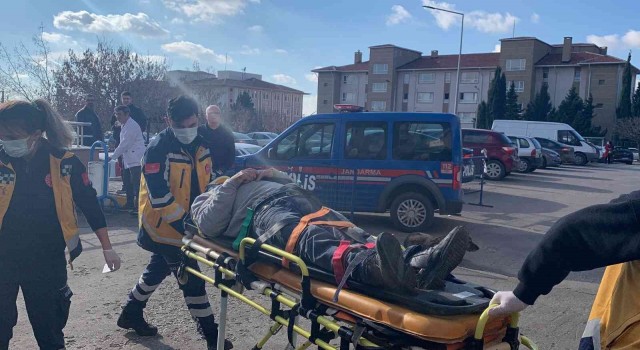 Tekirdağda yüksekten düşen inşaat işçisi yaralandı