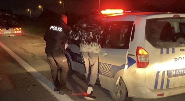 TEM Otoyolunda alkollü ve ehliyetsiz sürücü zincirleme kazaya sebep oldu