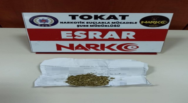 Tokat ve Diyarbakırda eş zamanlı uyuşturucu operasyonu: 4 tutuklama