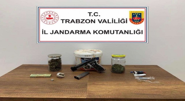Trabzonda havaya ateş eden şahıs gözaltına alındı