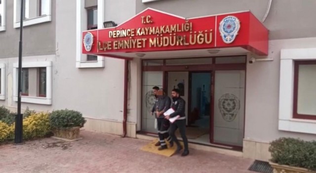 Tren istasyonunun peronlarından kablo çalan hırsız yakalandı