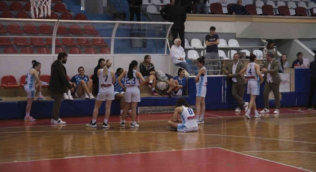 Türkiye Kadınlar Basketbol Liginde İzmit Belediyespor hükmen galip
