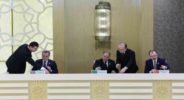 Türkiye, Türkmenistan ve Azerbaycan arasında 5 anlaşma imzalandı
