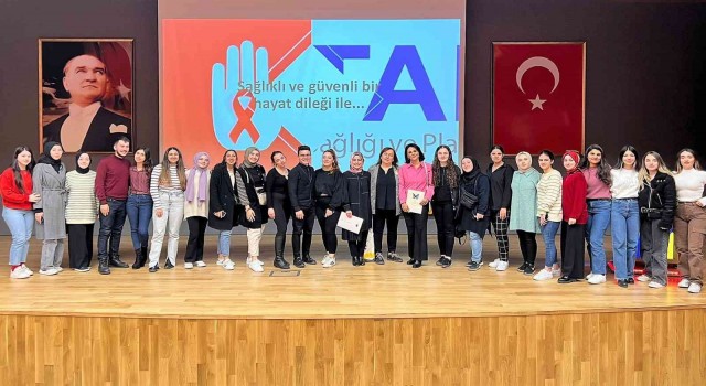 Türkiyede günde 10 kişi HIV ile enfekte oluyor