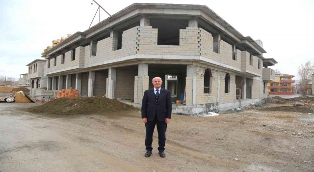 Tuşba Belediyesinin ‘bedesten çarşısı hızla yükseliyor