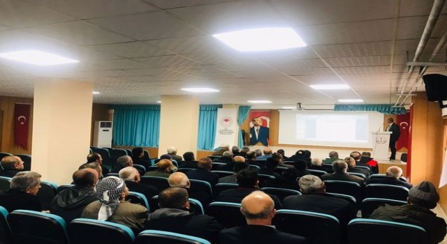 Uluderede çiftçilere yönelik bilgilendirme toplantısı yapıldı