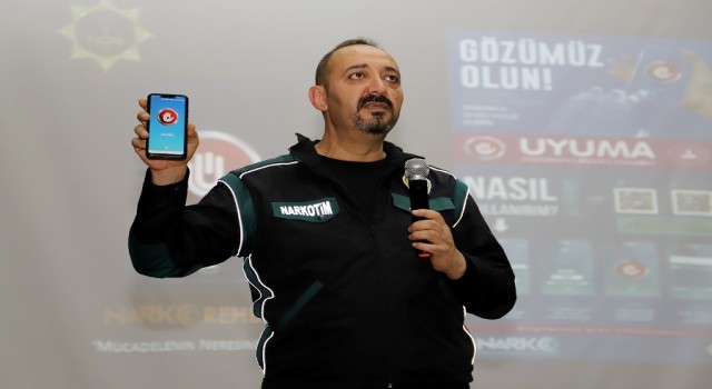 Uyuşturucu ve bağımlılıkla mücadele konuları bu seminerde konuşuldu