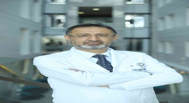 Uzmanı uyardı, “gribal enfeksiyonlara karşı bol su tüketin”