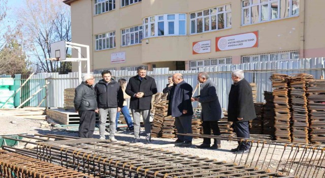 Vali Çelik, Kütahyadaki eğitim yatırımlarını inceledi