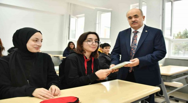 Vali Dağlı: “Kudüsün barış ve huzura kavuşması için gündemde tutulması gerekir”