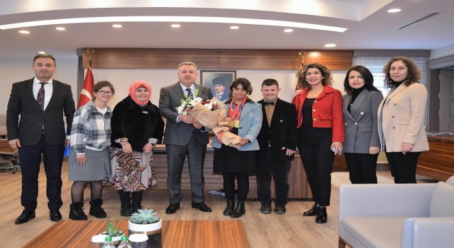 Vali Elban: Daima birer engelli adayıyız