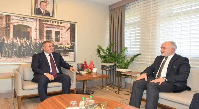 Vali Elban: Türk Kızılayı mağdur ve mazlumların güven kapısı