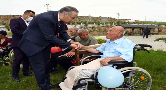Vali Mahmut Çuhadarın 3 Aralık Dünya Engelliler Günü mesajı