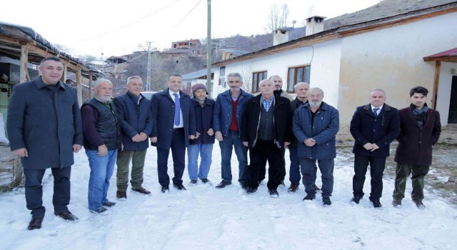 Vali Taşbilekten yılın son günlerinde köy ziyaretleri