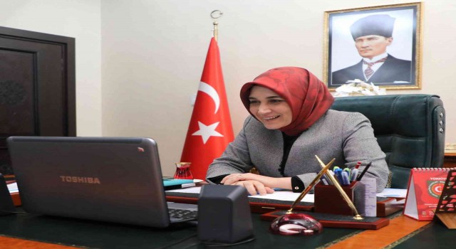 Vali Yiğitbaşından kariyer planı yapan öğrencilere altın gibi öğüt