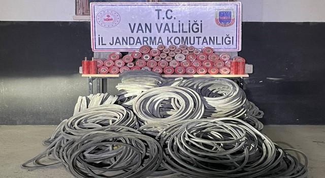 Vanda taş ocağından çalınan 400 bin lira değerindeki malzemeler ele geçirildi