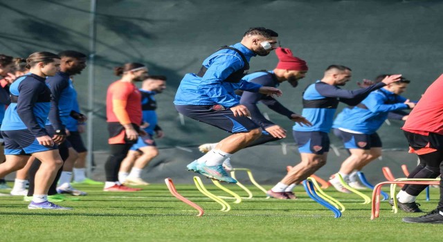 Volkan Demirel: “En iyi şekilde hazırlanıp maçımıza çıkacağız”