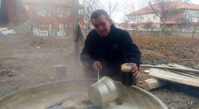 Yapımı 26 saat sürüyor, lezzetine doyulmuyor