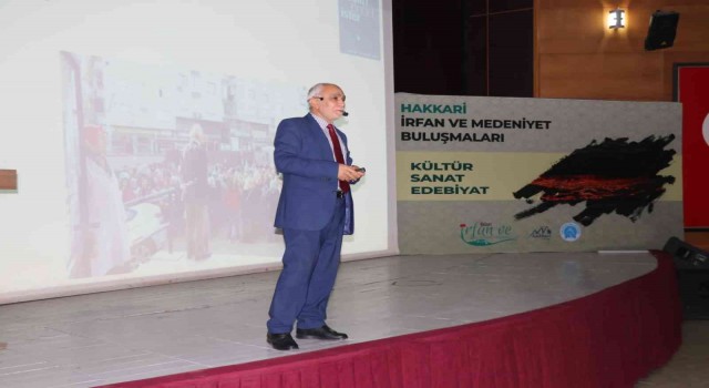 Yazar Turan: Öğrenciler, öğretmenlerin canlı aynalarıdır”