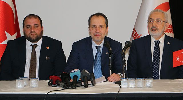 Yeniden Refah Partisi Genel Başkanı Fatih Erbakan'dan EYT düzenlenmesine destek