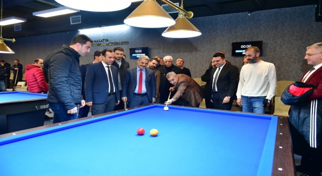 Yeşilyurtta 1.Ödüllü Üç Bant Bilardo Turnuvası heyecanı