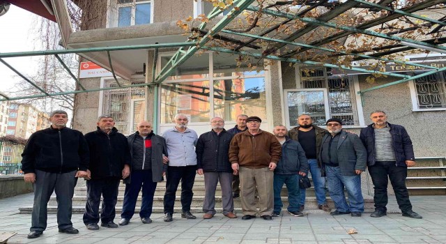Yıkılması gündeme gelen Hal Camiinin cemaati karara tepki gösterdi