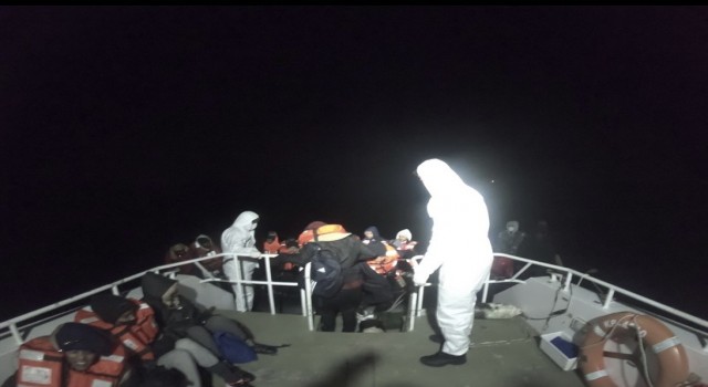 Yunan unsurlarının geri ittiği 61 kaçak göçmen kurtarıldı