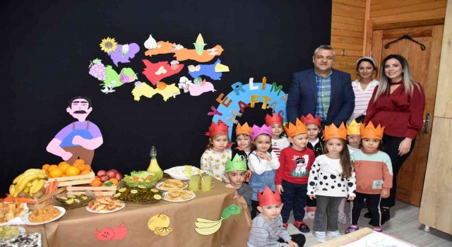 Yunusemreli minikler yerli malı haftasını kutladı