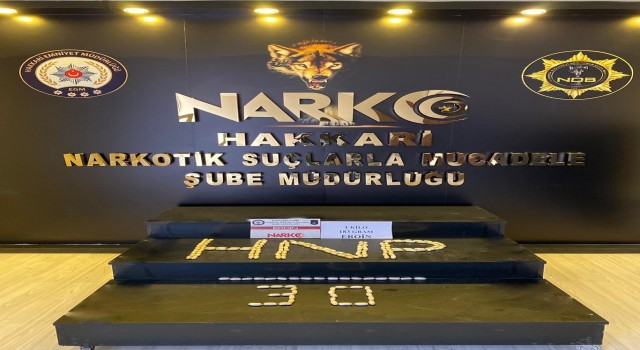 Yuttukları uyuşturucuyu İstanbula götüremeden yakalandılar