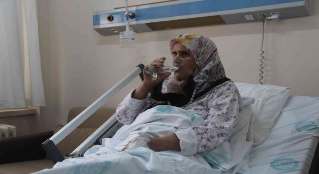 Yüz binde bir görülüyor, 20 yıl sağlıklı şekilde yiyip içemedi