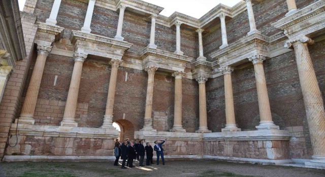 Zafer Kalkınma Ajansı Yönetim Kurulu Salihlide toplandı