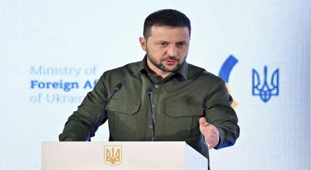 Ukrayna Devlet Başkanı Zelenskiy: "Hepimize düşen en önemli görev bu savaşı kazanmaktır"
