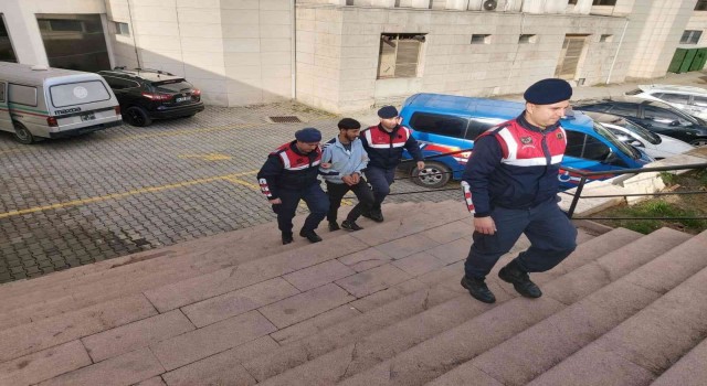 18 yıl kesinleşmiş cezası bulunan firari, Jandarma operasyonu ile yakalandı