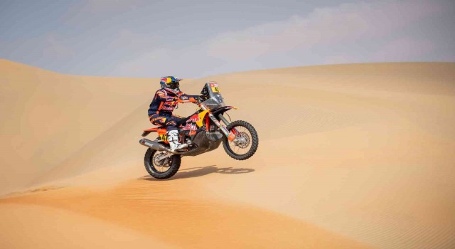 2023 Dakar Rallisinde motosiklette şampiyon Kevin Benavides