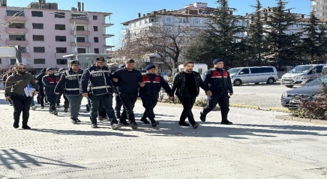 40 hırsızlık olayının şüphelisi 5 kişi yakalandı