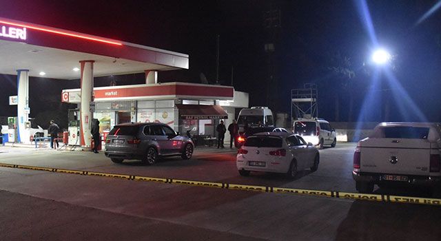 Adana’da akaryakıt istasyonuna düzenlenen silahlı saldırıda 1 kişi öldü