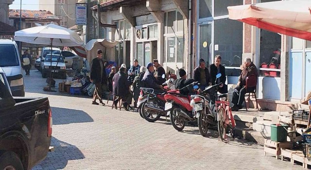 Afyonkarahisarda ilkbaharı andıran manzara
