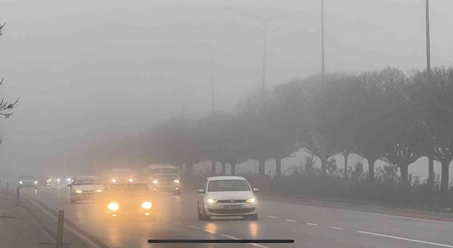 Afyonkarahisarda sisli hava etkili oldu